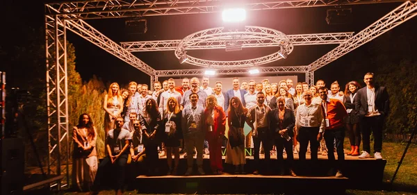 Soiree anniversaire BE VIVIEN agence evenementielle 0